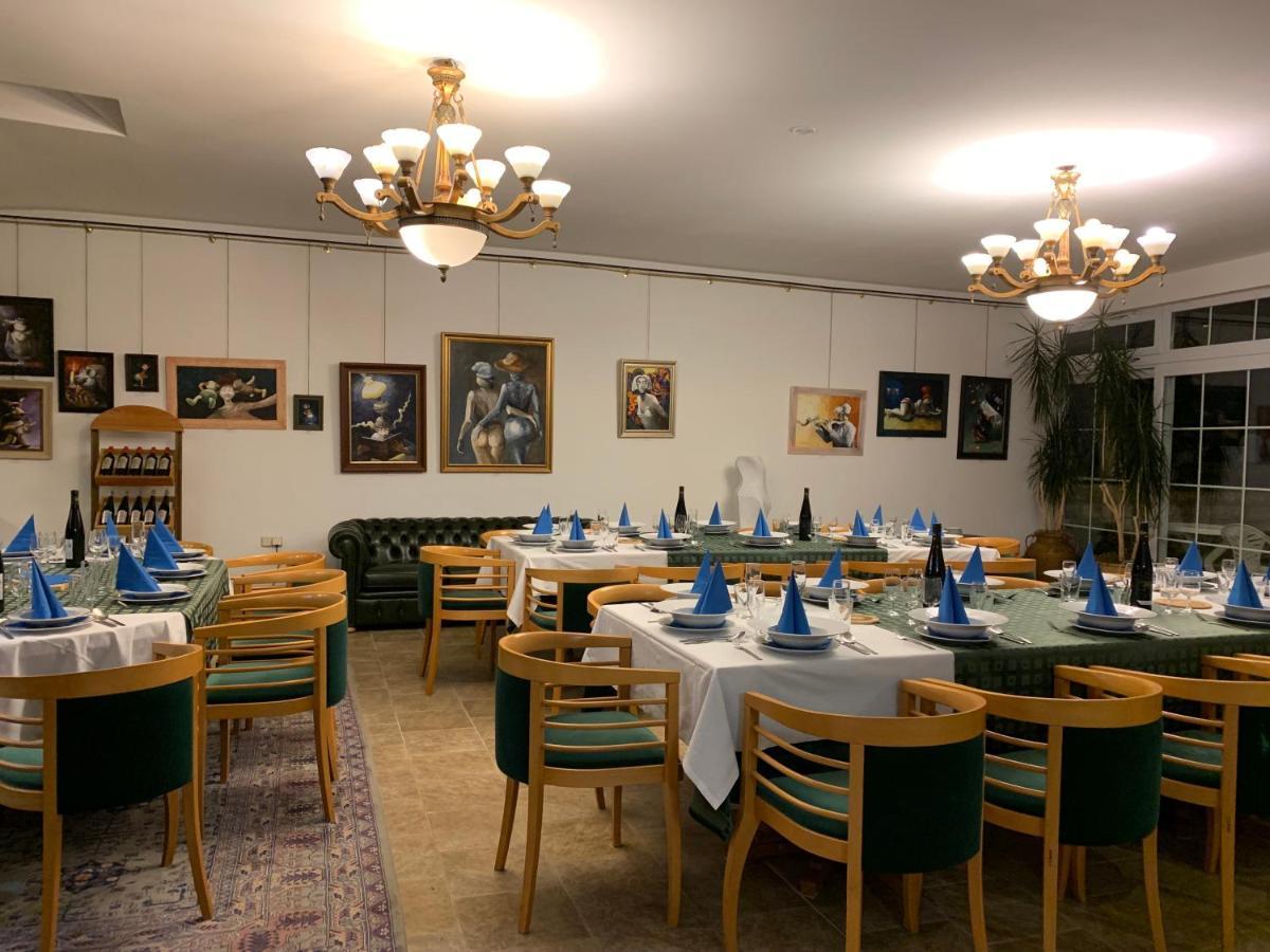 Antik Hotel Sofia Litomyšl Eksteriør bilde