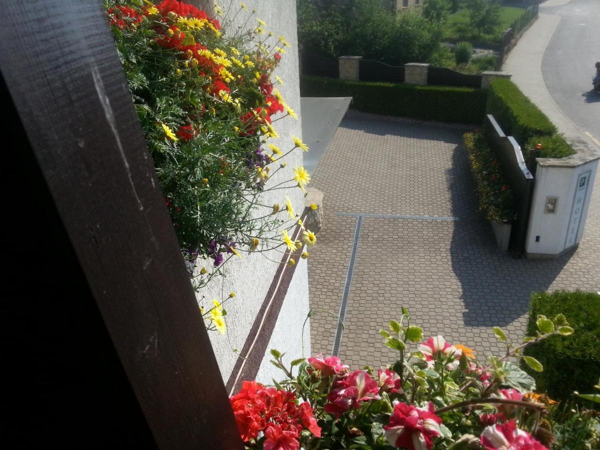 Antik Hotel Sofia Litomyšl Eksteriør bilde