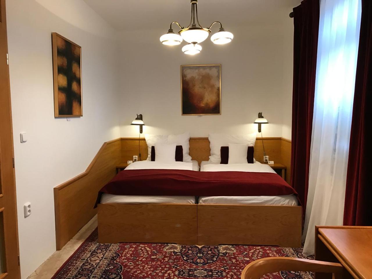 Antik Hotel Sofia Litomyšl Eksteriør bilde