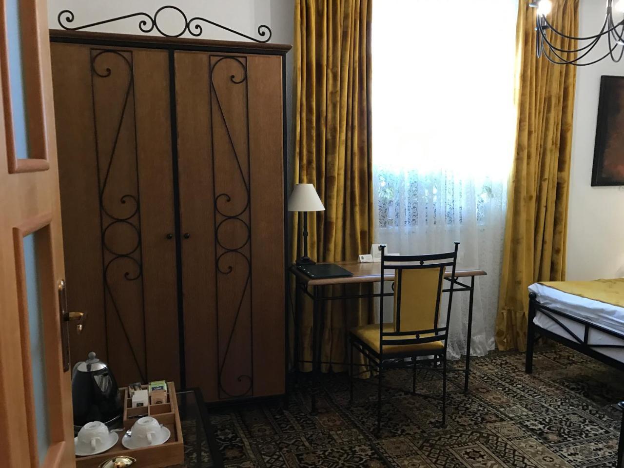 Antik Hotel Sofia Litomyšl Eksteriør bilde